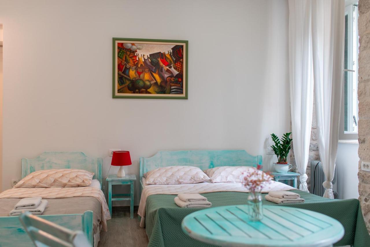 Rooms And Apartments Djanovic Split Exterior photo