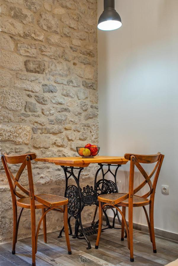 Rooms And Apartments Djanovic Split Exterior photo