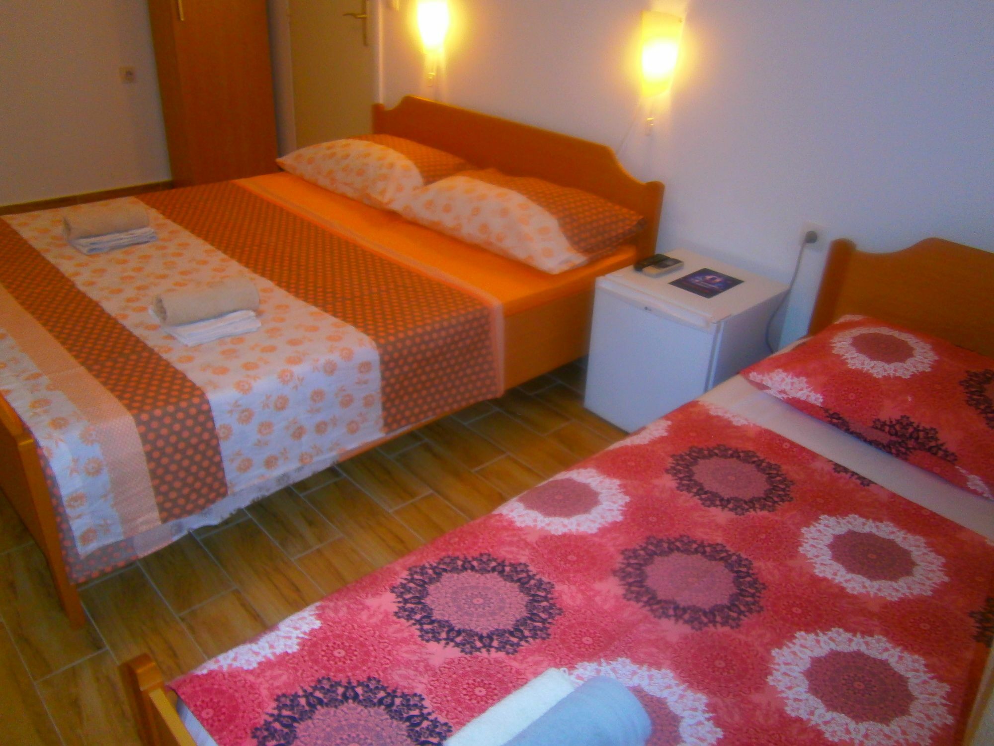 Rooms And Apartments Djanovic Split Exterior photo